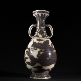 A Ming Dynasty Yongle glazed red dragon pattern amphora