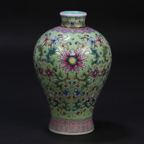 A Qing Dynasty official kiln Qing Dynasty Qianlong year pastel entwined flower pattern plum bottle