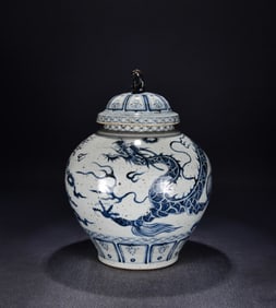 A Yuan Dynasty blue and white auspicious cloud dragon pattern lid jar