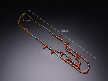 A thousand-year-old red agate Fayence necklace