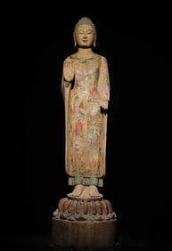 A Qi Qingzhou painted station Buddha