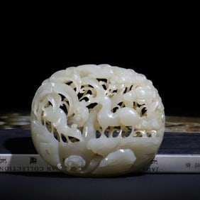 A Qing Dynasty jade carving Qiushan Luzhi tile insert