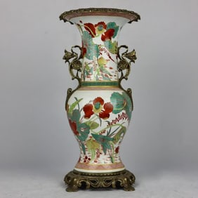 A pastel lotus bronze lace amphora
