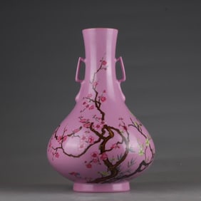 A Qing Dynasty Qianlong pastel floral amphora
