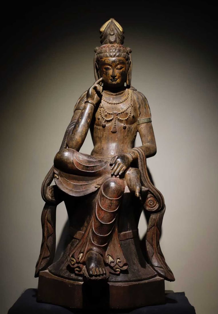 A Tang Dynasty bluestone painted Guanyin (1 of 9)