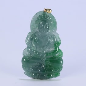 A jade Guanyin pendant