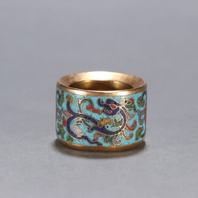 A Qing Dynasty copper-gilt cloisonné dragon pattern finger