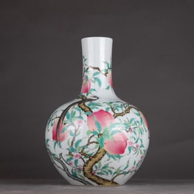 A Qing Dynasty Qianlong pastel Fushou double full pattern heavenly ball vase