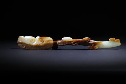 A piece of Qing Dynasty jade ruyi