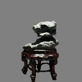 A Qing Dynasty Lingbi stone study ornament