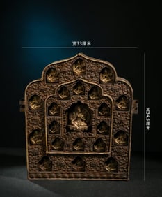 A Qing Dynasty twenty-one degree female copper Gawu box