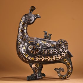 A Han Dynasty wrong gold and silver bronze bird statue