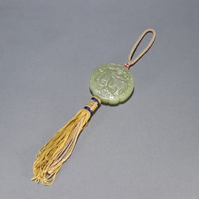 A piece of Qing Dynasty Hetian topaz Taiping has an elephant sachet