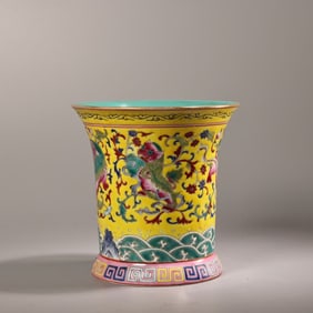 A Qing Dynasty enamel pastel porcelain pen holder