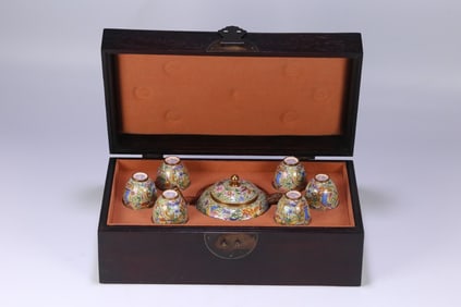 A set of copper tire painting enamel pots and cups and tea sets