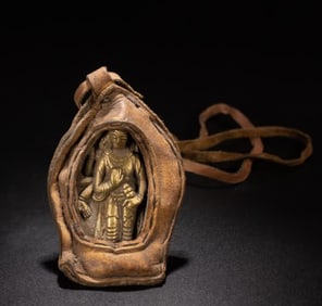 A bronze gilt Buddha statue of the Qing Dynasty