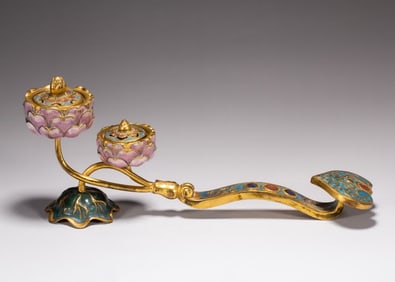 A piece of Qing Dynasty copper gilt burnt blue aromatherapy