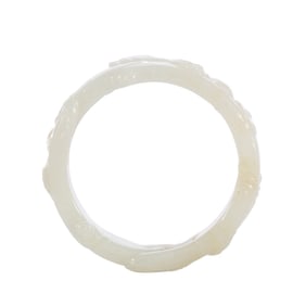 A Qing Dynasty Hetian jade bracelet