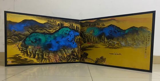 A screen of Zhang Daqian's splashed landscape painting