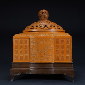 Qing Dynasty pasted yellow "dragon pattern + hundred longevity" patterned square incense burner