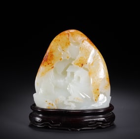 A Qing Dynasty Hetian jade mountain ornament