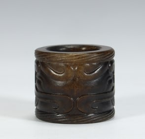 Qing Dynasty ink jade beast face pattern finger