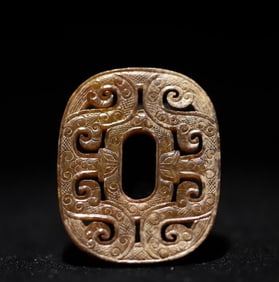 A Han Dynasty ancient jade carved dragon pattern pendant