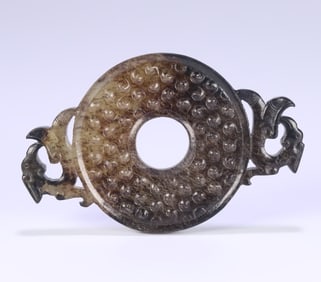 A piece of ancient jade valley pattern double phoenix ear jade