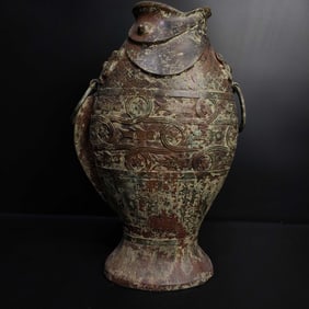 A Warring States bronze double-ringed fish bottle