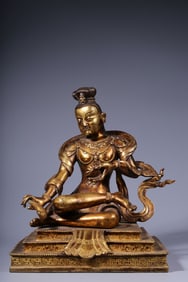 A statue of a bronze gilt great achiever in the Qing Dynasty