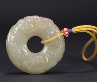 A piece of Hetian jade dragon pattern