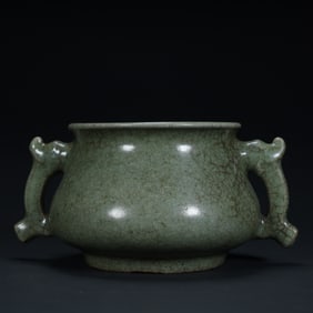 Qing Dynasty imitation Ge glaze amphora incense burner