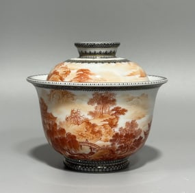 A Qing Dynasty Qianlong year system foreign color crane deer and spring garlic bottle