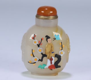A Qing Dynasty agate treasure inlaid with a character pattern snuff bottle