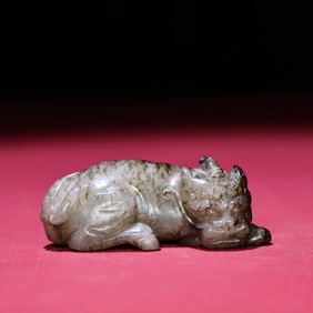 A piece of Han Dynasty jade beast