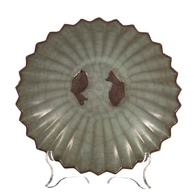 A piece of official kiln double fish plate