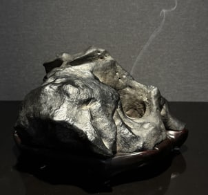 A piece of Qing Dynasty Taihu Lake stone incense burner study Shanzi