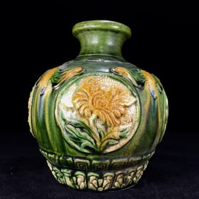 A Tang Dynasty three-color jar