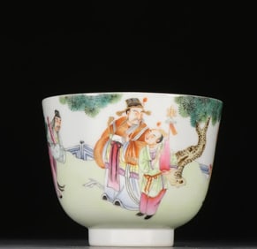A pastel character story cup