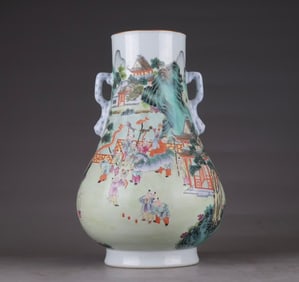 A Qing Qianlong pastel boy makes a Lantern Festival picture of binaural dignity