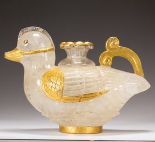 A Qing Dynasty crystal-clad golden duck ornament