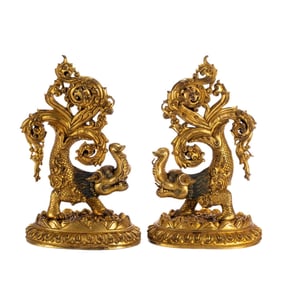 A pair of copper gilt Buddha statues of the Qing Dynasty