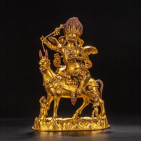 A bronze gilt Buddha statue of the Qing Dynasty