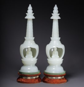 A pair of Qing Dynasty Hetian jade pagodas