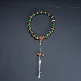 Qing Dynasty agarwood with horned Buddha string (carry-on rosary)