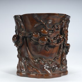 Late Qing rosewood carved longevity peach pen holder,