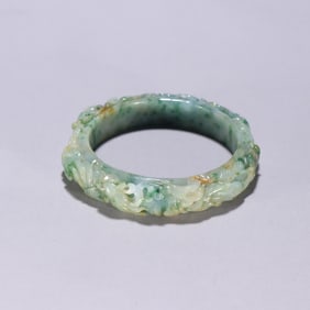A jade phoenix pattern bracelet