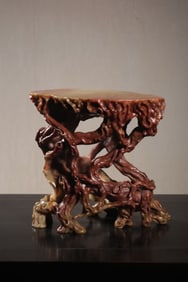 A piece of Shoushan stone carved with a packing root and a joint base