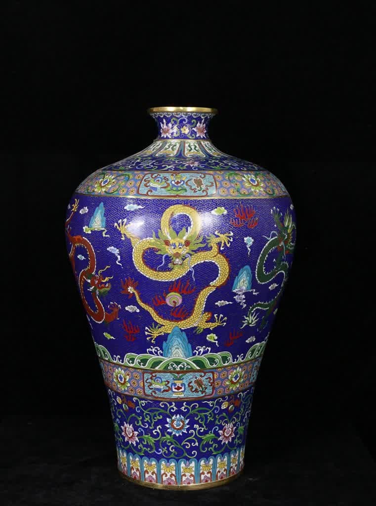 A pair of cloisonné enamel five-dragon plum bottles from the Qing Dynasty: A pair of cloisonné enamel five-dragon plum bottles in the Qing Dynasty SIZE: Height 24 cm Diameter 10 cm Abdominal Diameter 33 cm Bottom Diameter 18 cm Weight 12.2 kg (single weight) (The Dimensions