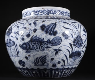 A Ming Dynasty Yongxuan mackerel algae pattern jar